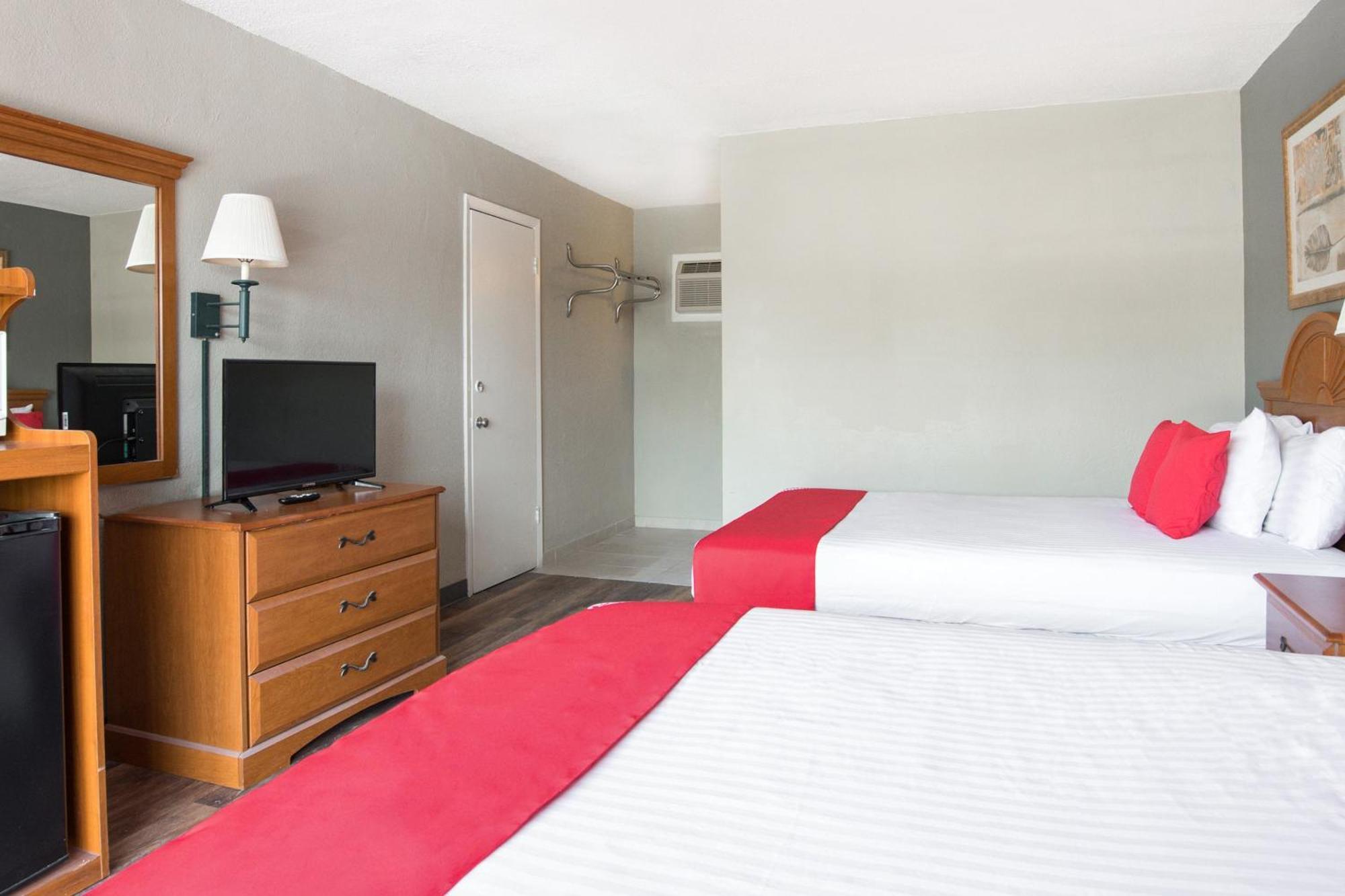 Oyo Hotel Mustang Silver Spring Fl ينابيع سيلفر المظهر الخارجي الصورة