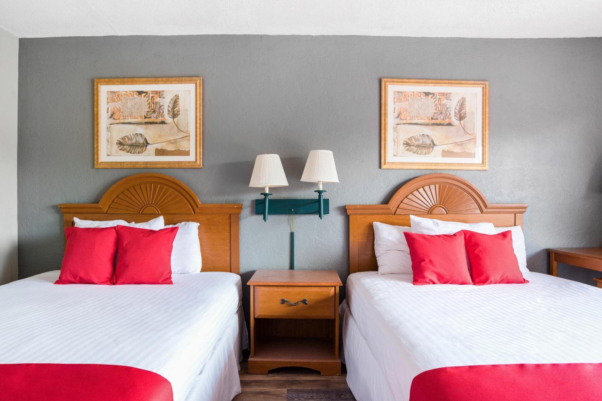 Oyo Hotel Mustang Silver Spring Fl ينابيع سيلفر المظهر الخارجي الصورة