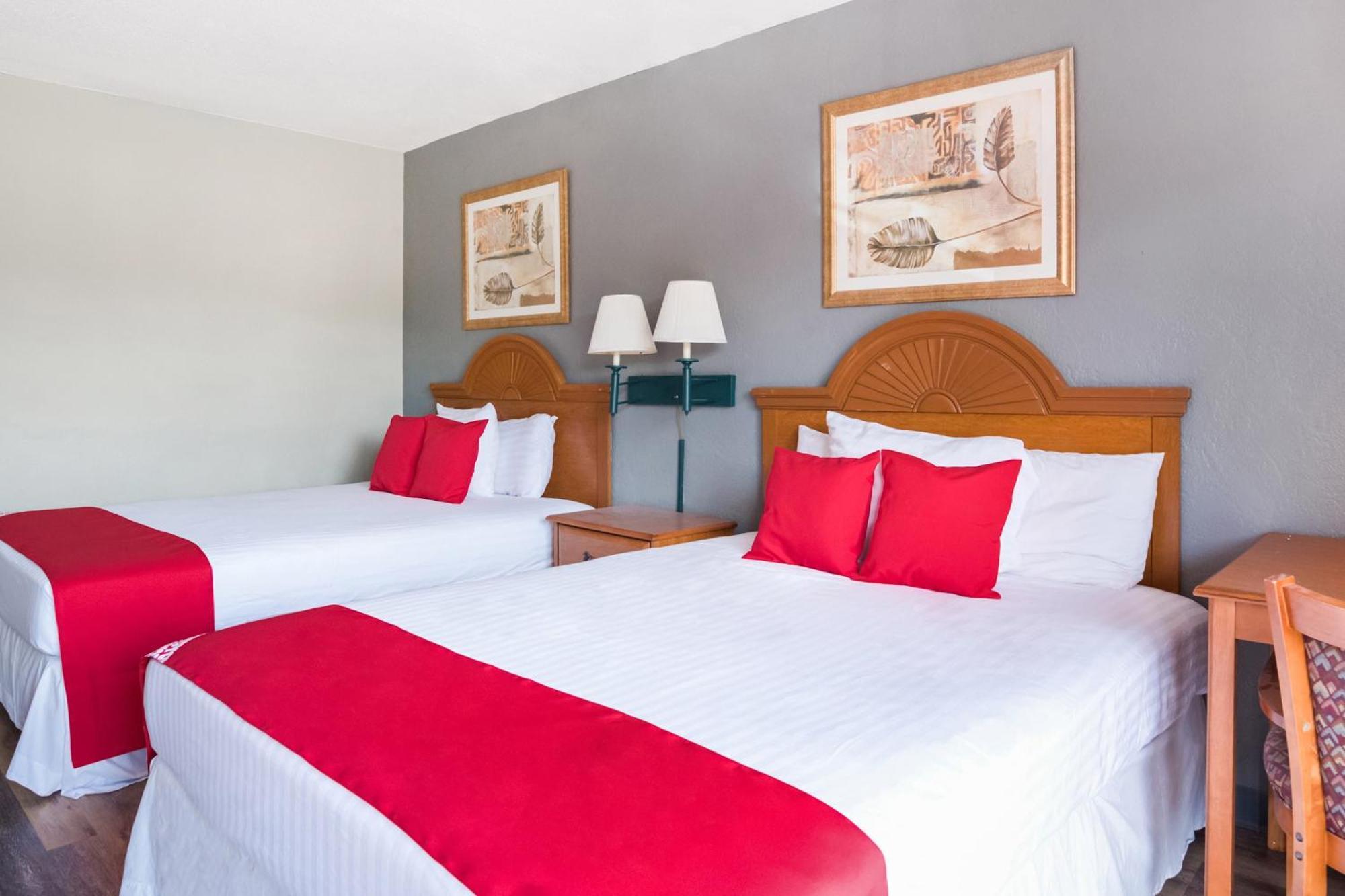 Oyo Hotel Mustang Silver Spring Fl ينابيع سيلفر المظهر الخارجي الصورة