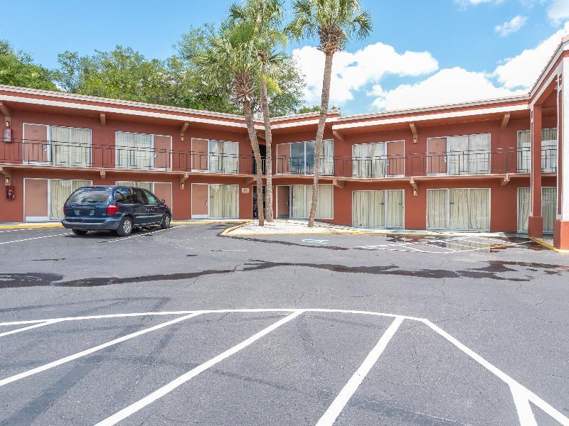 Oyo Hotel Mustang Silver Spring Fl ينابيع سيلفر المظهر الخارجي الصورة