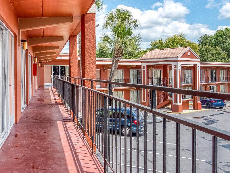 Oyo Hotel Mustang Silver Spring Fl ينابيع سيلفر المظهر الخارجي الصورة